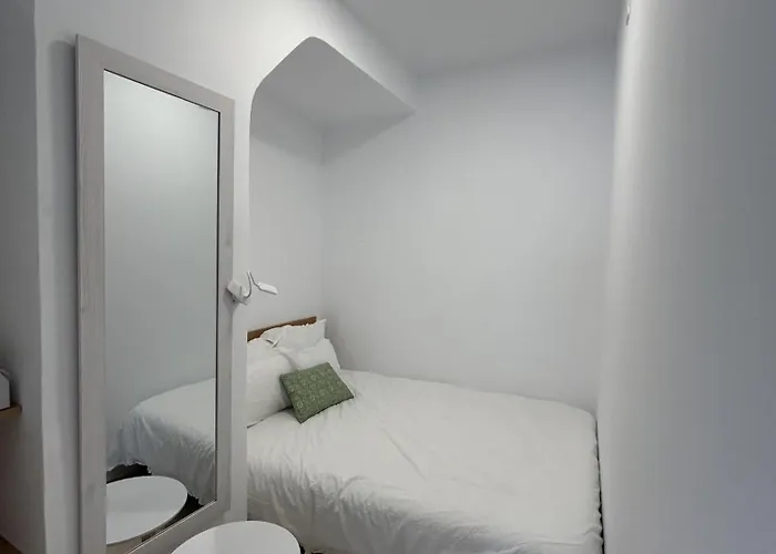 At Manuel De Sandoval Cordoba